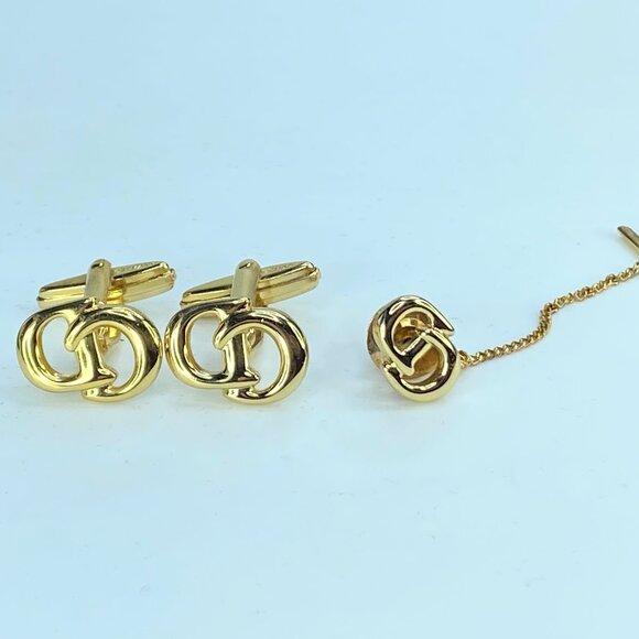 Christian Dior Gold Tone Logo Cufflinks Tie tag Set GS305 - Picture 1 of 6